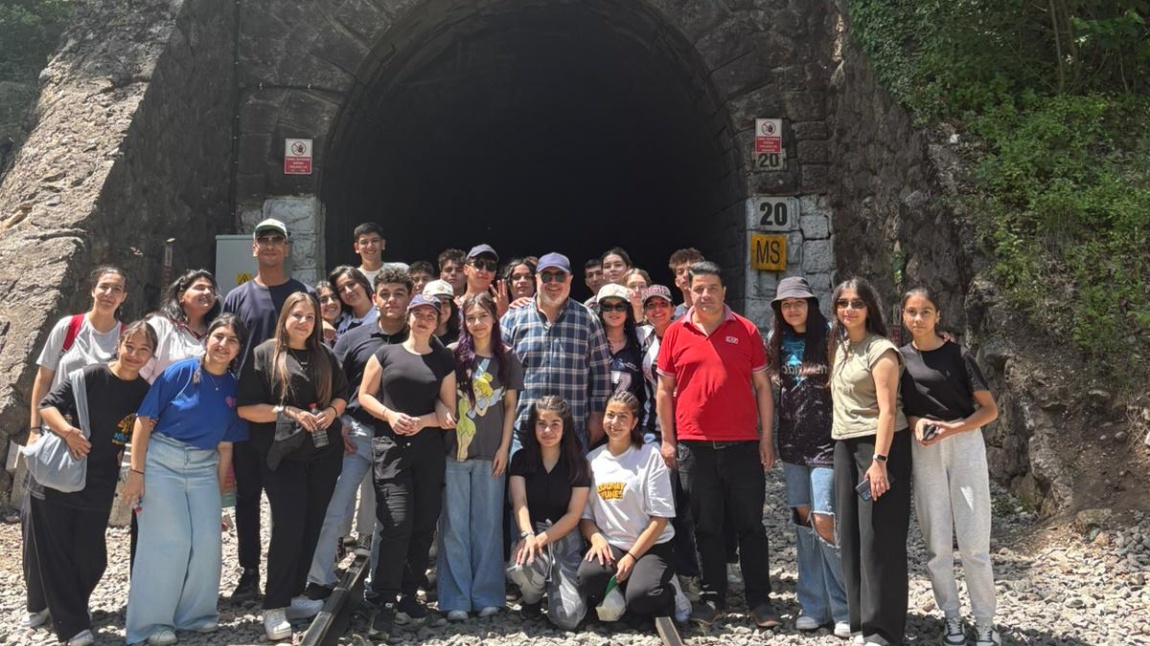 İNCİRLİK ANADOLU LİSESİ ÖĞRETMEN VE ÖĞRENCİLERİ   BELEMEDİK TABİAT PARKINDA DOĞA YÜRÜYÜŞÜ  YAPTILAR
